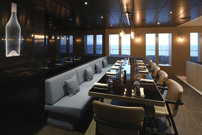 Azure Bar & Café